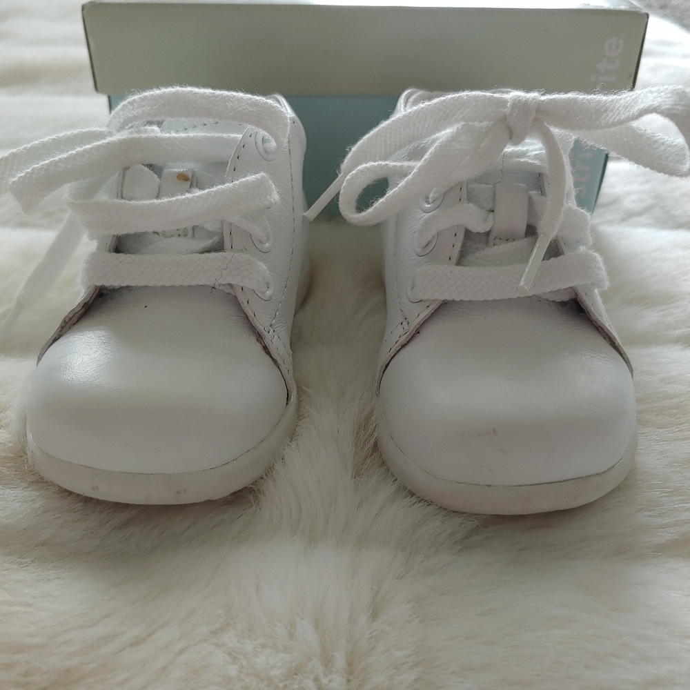 White Stride Rite size 3w toddler shoes